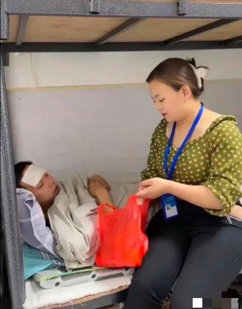 在工厂上班,为什么容易走入婚姻,因为他们认命,懂得自己需要什么,知道 婚姻介绍服务
